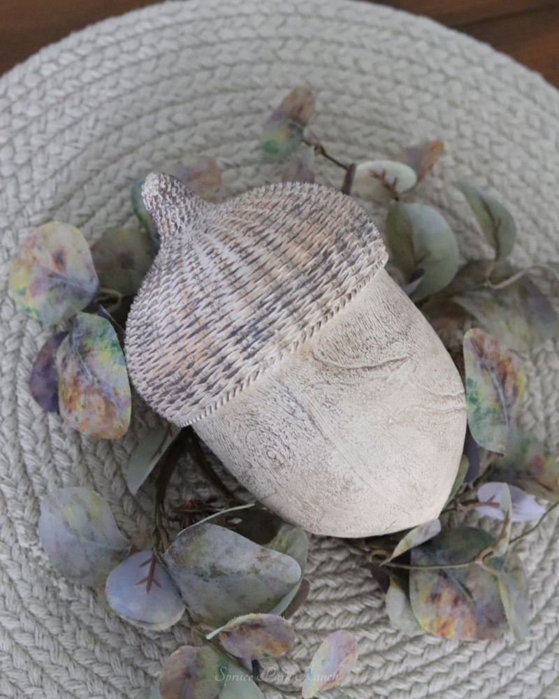 Harvest Woven Acorn