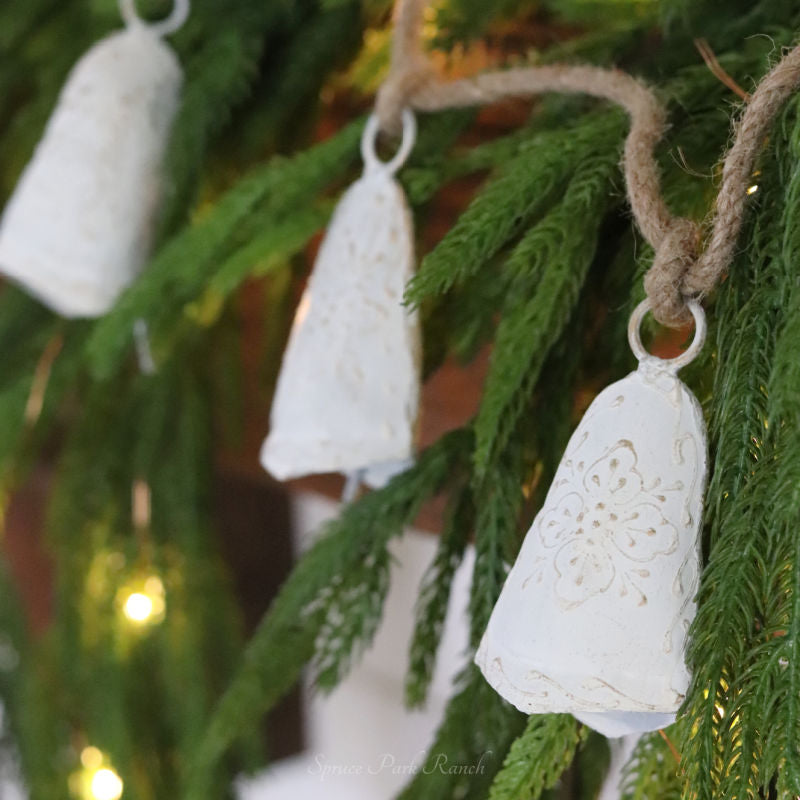 Balsam Bell and Jute Rope Garland White