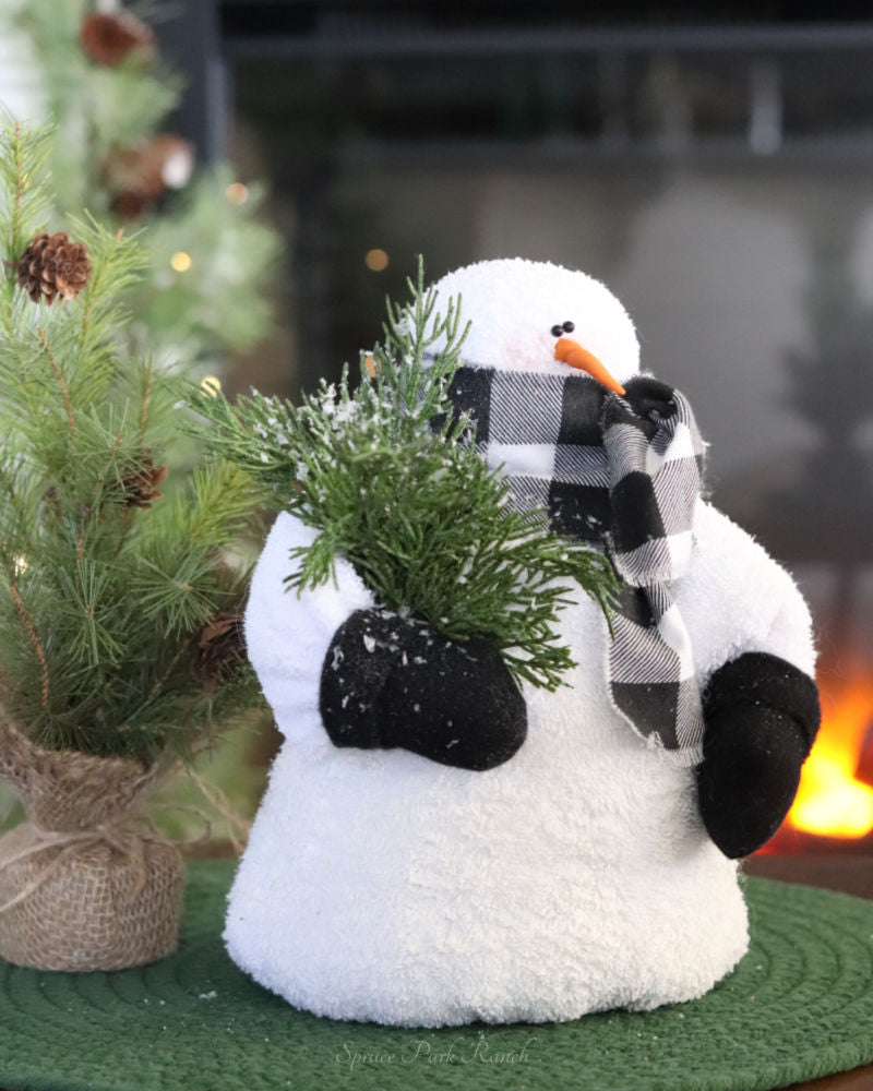 Chubby Snowman With Greenery