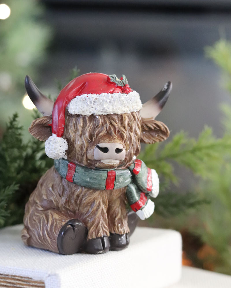 Holiday Highland Cow in Scarf