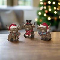 Holiday Highland Cow in Scarf