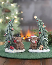 Holiday Highland Cow With Christmas Tree