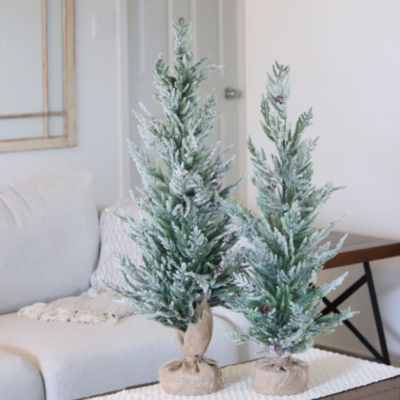 Relaxed Leaf Winter Tree