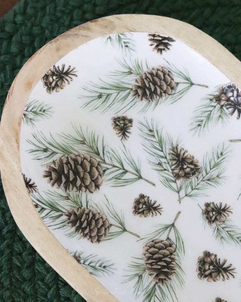 Woodland Pines Mango Wood Tray White 13"