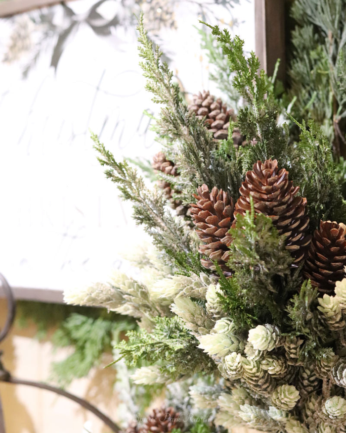 Christmas Floral & Greenery