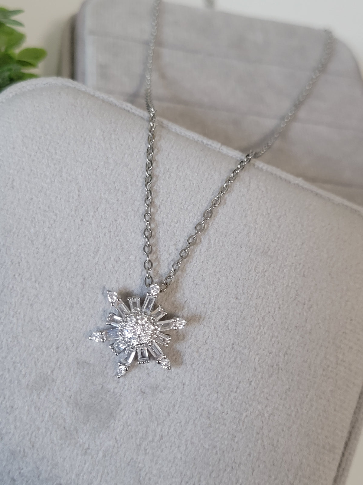 Luxe Snowflake Necklace