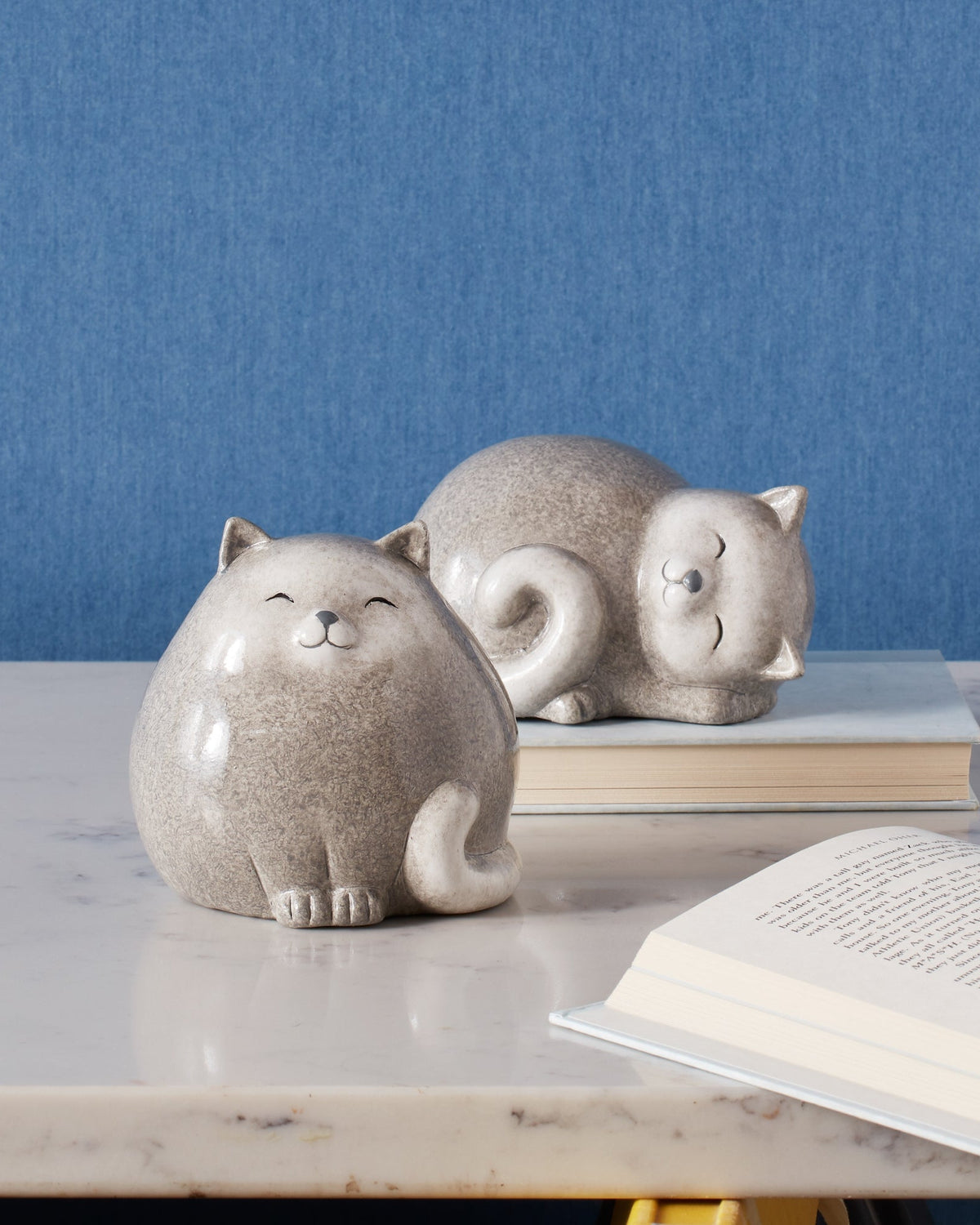 Grey and White Terracotta Cat Sitter