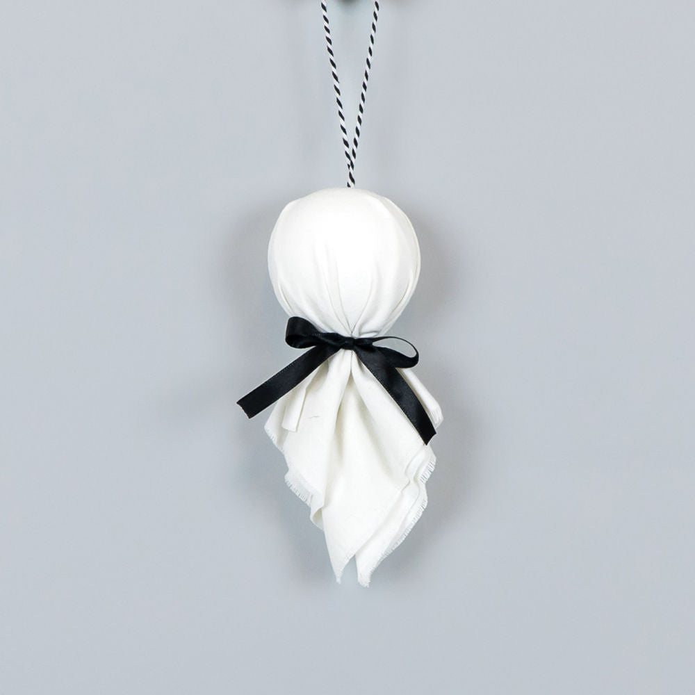 Hanging Ghost