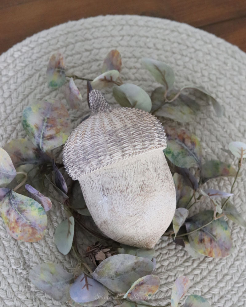 Harvest Woven Acorn