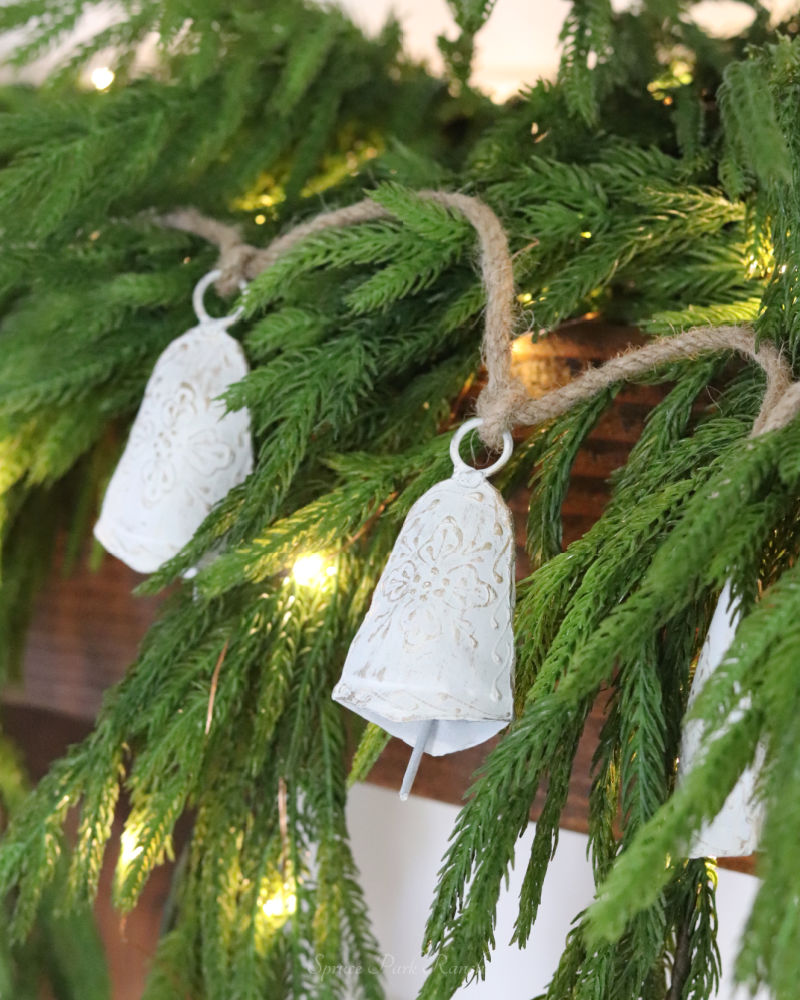 Balsam Bell and Jute Rope Garland White