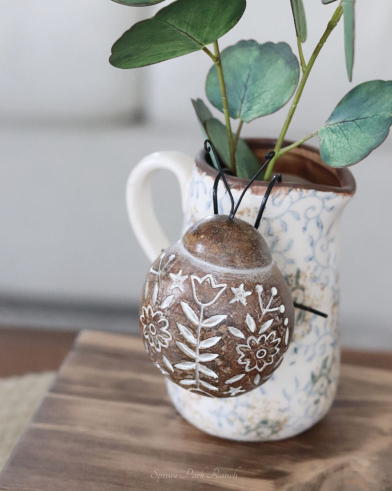 Bug Planter Hanger