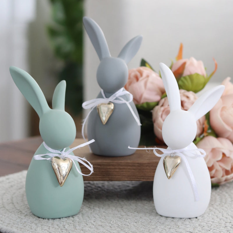 Dolomite Bunny With Heart and Bow