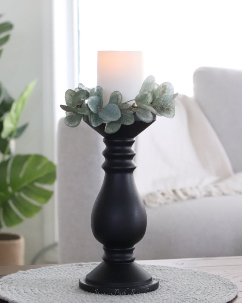 Mango Wood Candle Holder Black