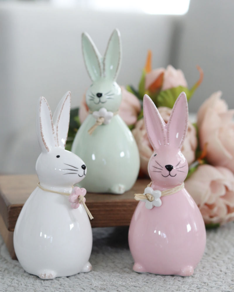 Dolomite Bunny With Flower and Raffia Bow Large