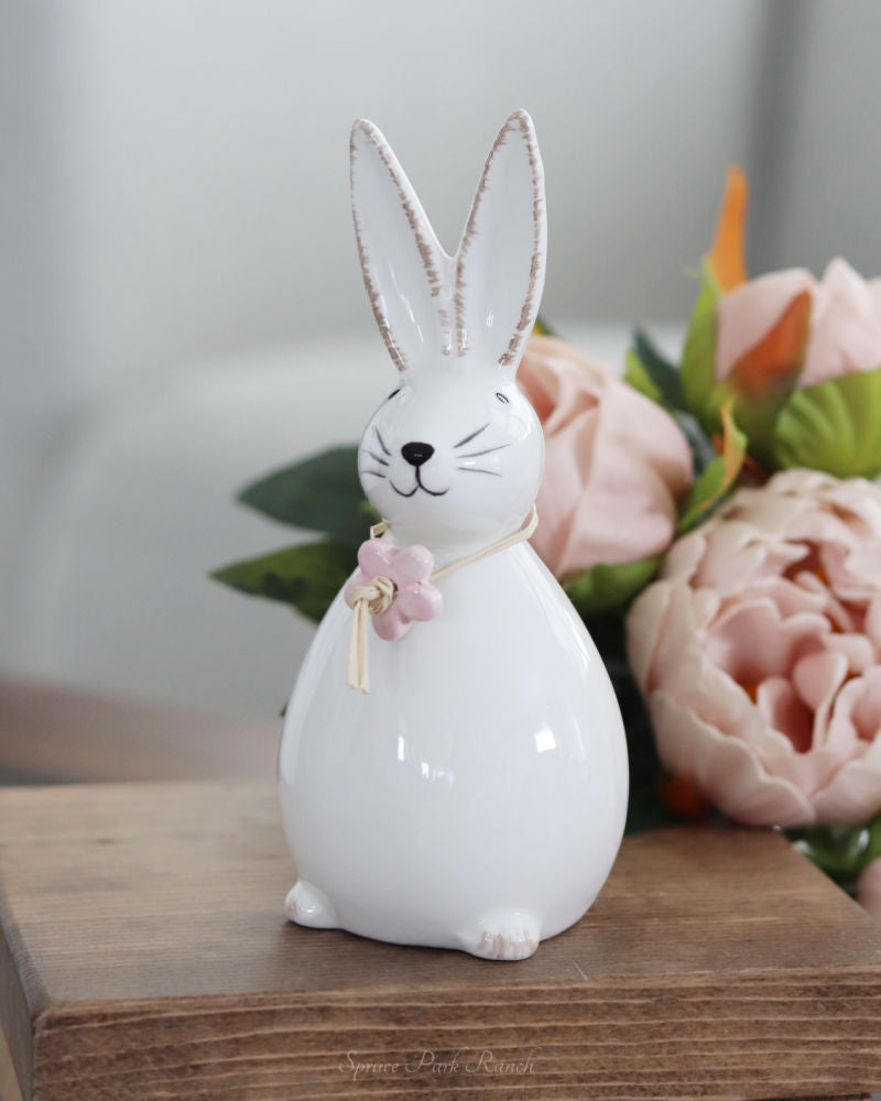 Dolomite Bunny With Flower and Raffia Bow Large