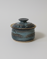 Wheat Design Crock Midnight Blue 7"Dia