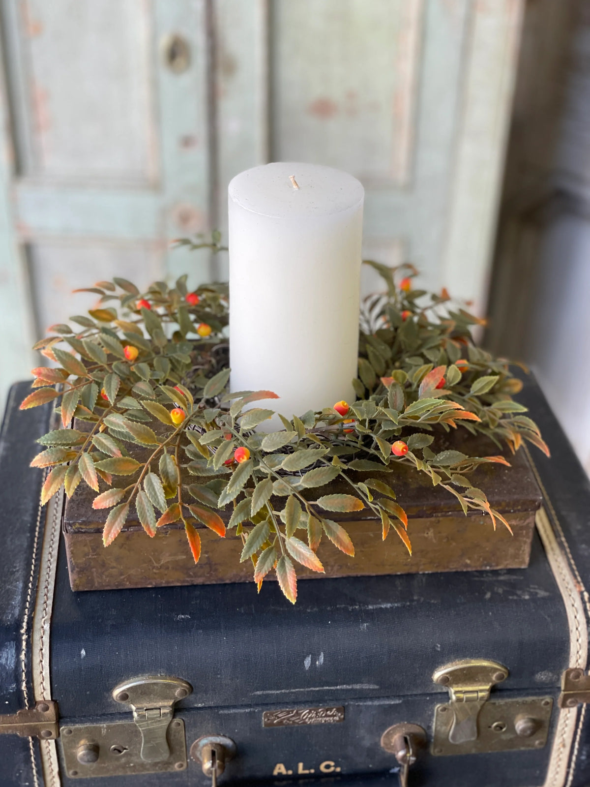 Firethorn Berry Candle Ring