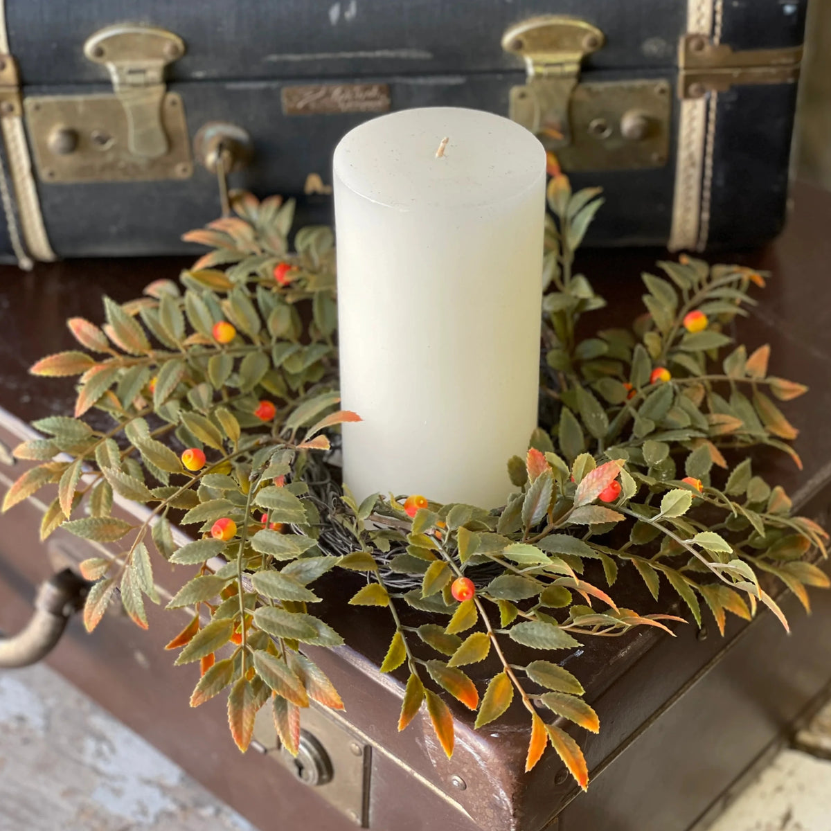 Firethorn Berry Candle Ring