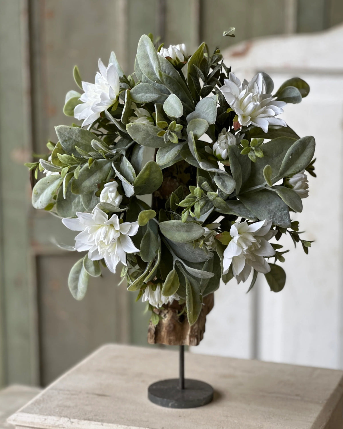 Arabesque Blooms Collection