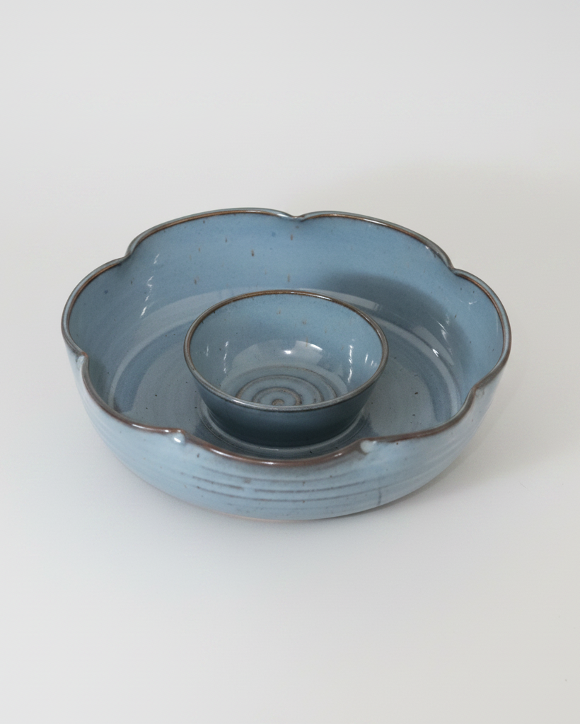 Flower Chip'N Dip Bowl Crystal Blue