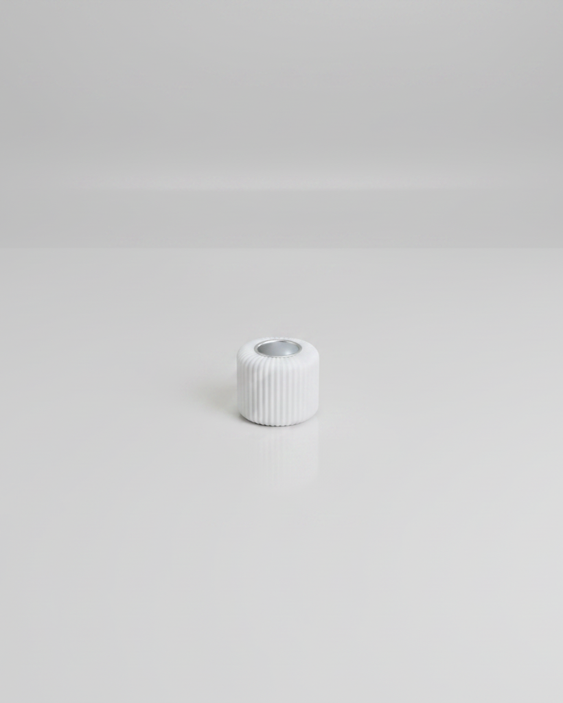 Gypsum White Taper Holder Ribbed