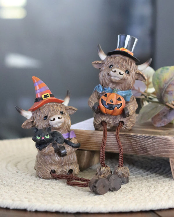 Halloween Highland Cow Shelf Sitter