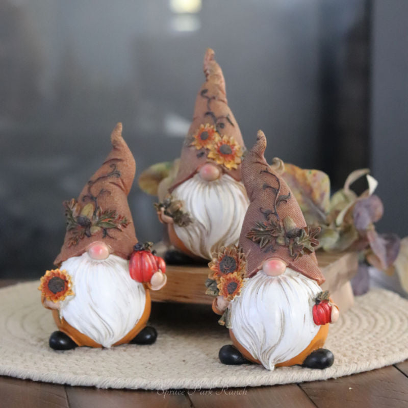 Harvest Gnome With Burlap Hat