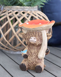 Highland Cow Birdfeeder