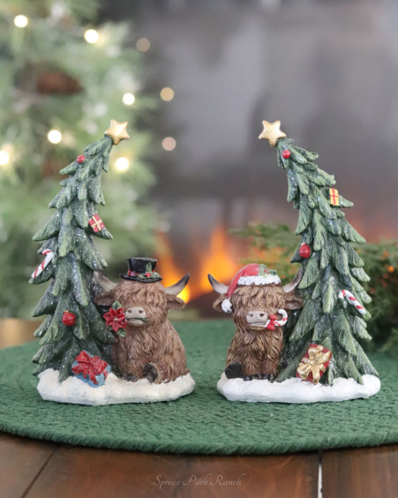 Holiday Highland Cow With Christmas Tree