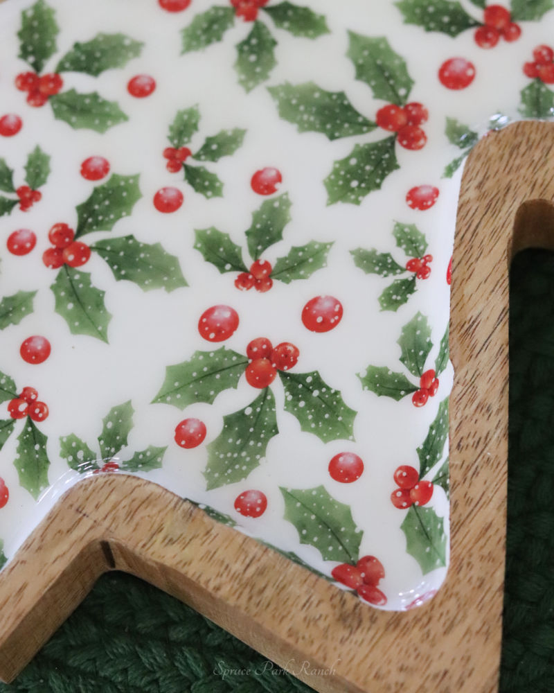Holly Tree Dip Tray With Spreader