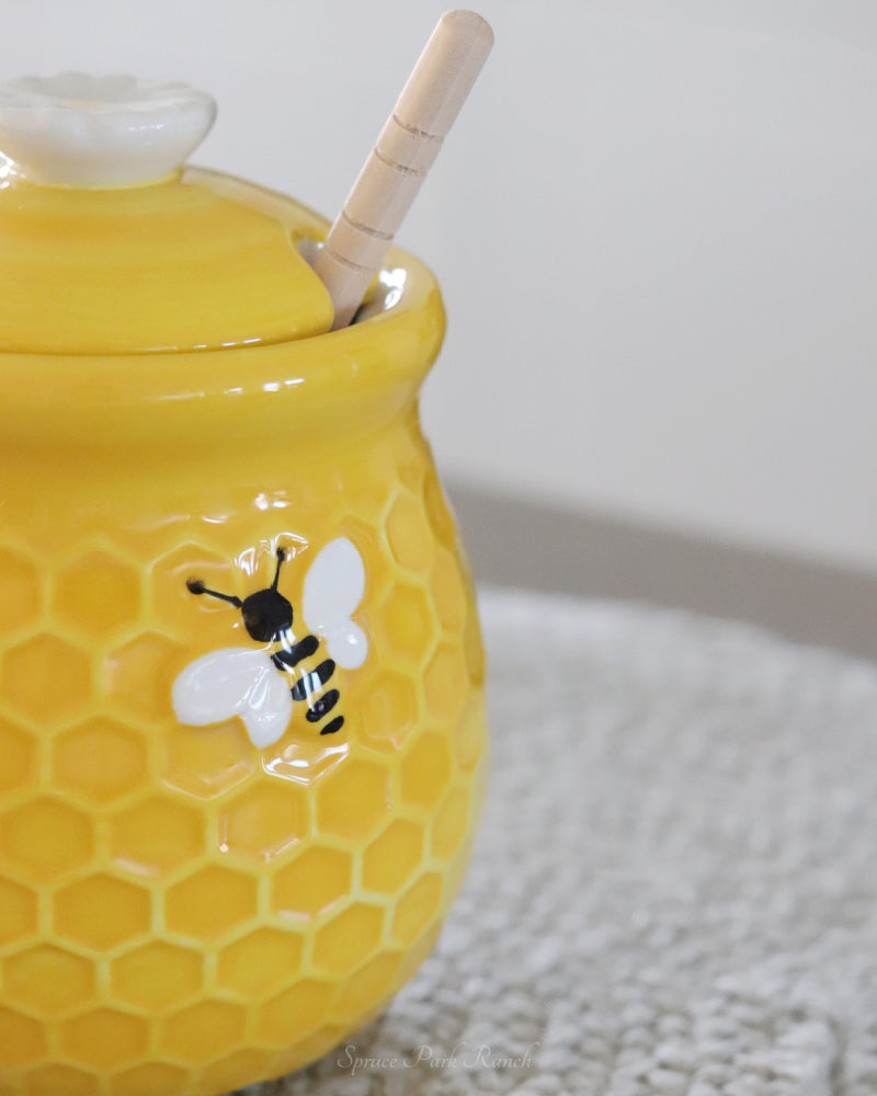 Ceramic Bee Honey Pot With Dipper