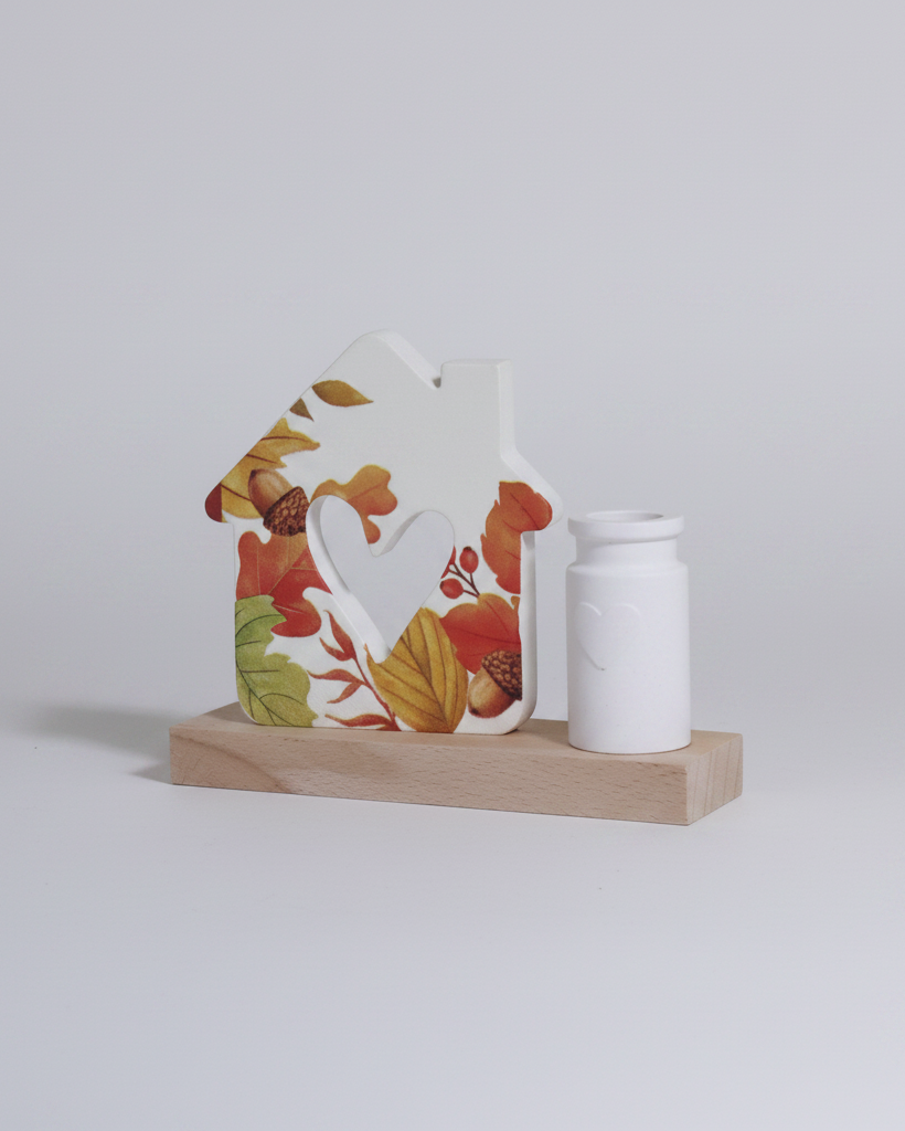 House With Heart and Vase Fall Leaves