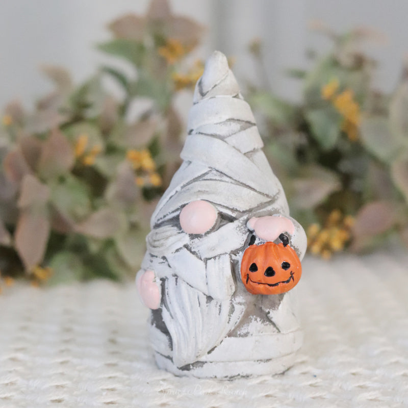 Mummy Gnome With Pumpkin