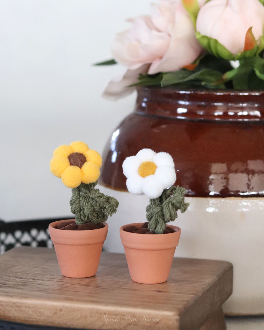 Mini Pompom Forever Flower