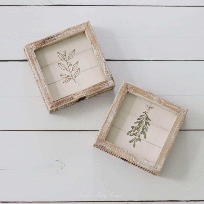 Reversible Mistletoe and Leaf Wood Sign