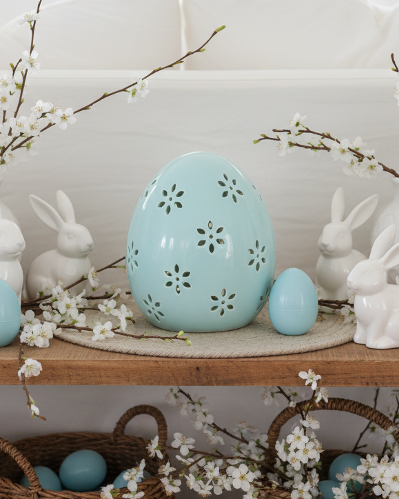 Dolomite Light Up Soft Blue Easter Egg