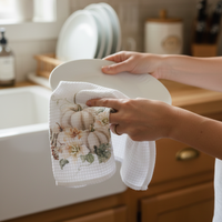 Vintage Autumn Hand Towel - White Pumpkin and Berries