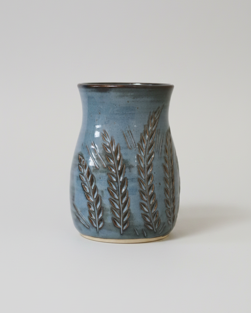 Wheat Design Vase Crystal Blue