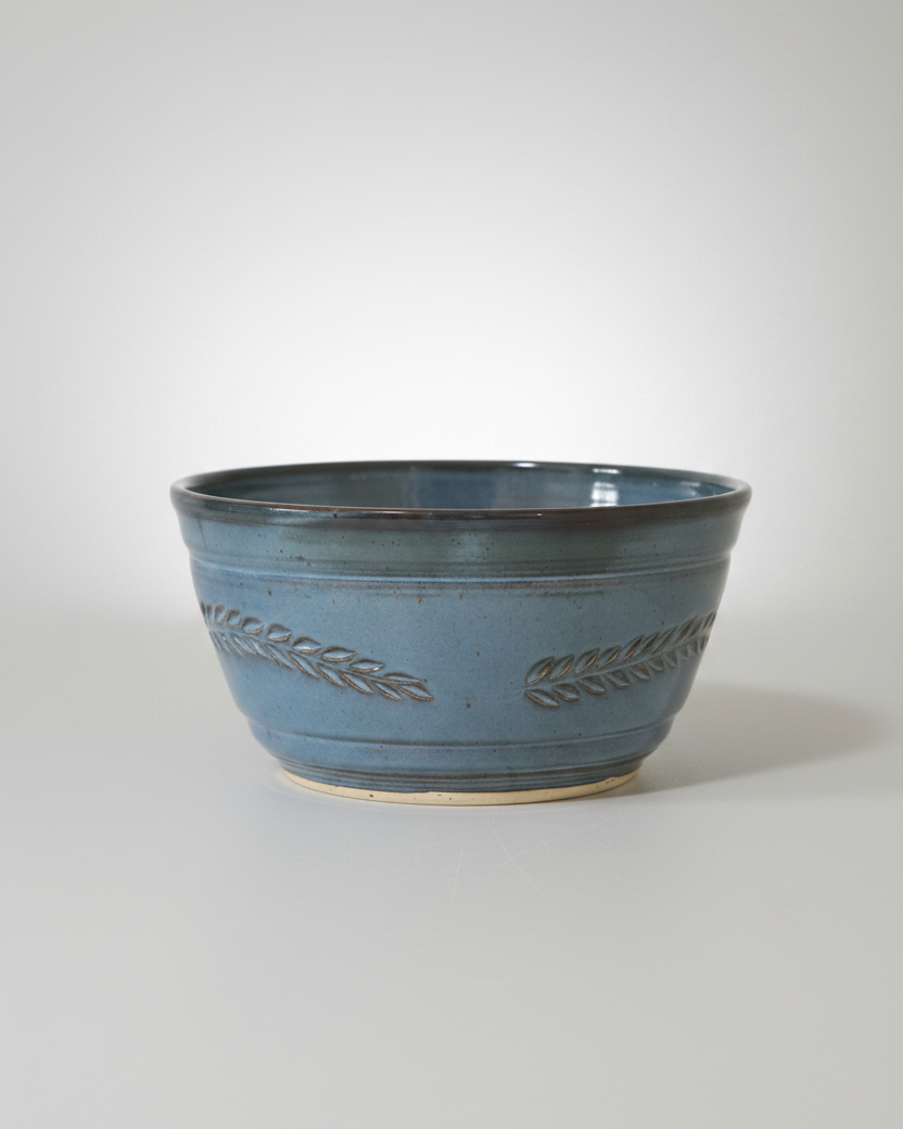 Wheat Design Bowl Crystal Blue 10"Dia