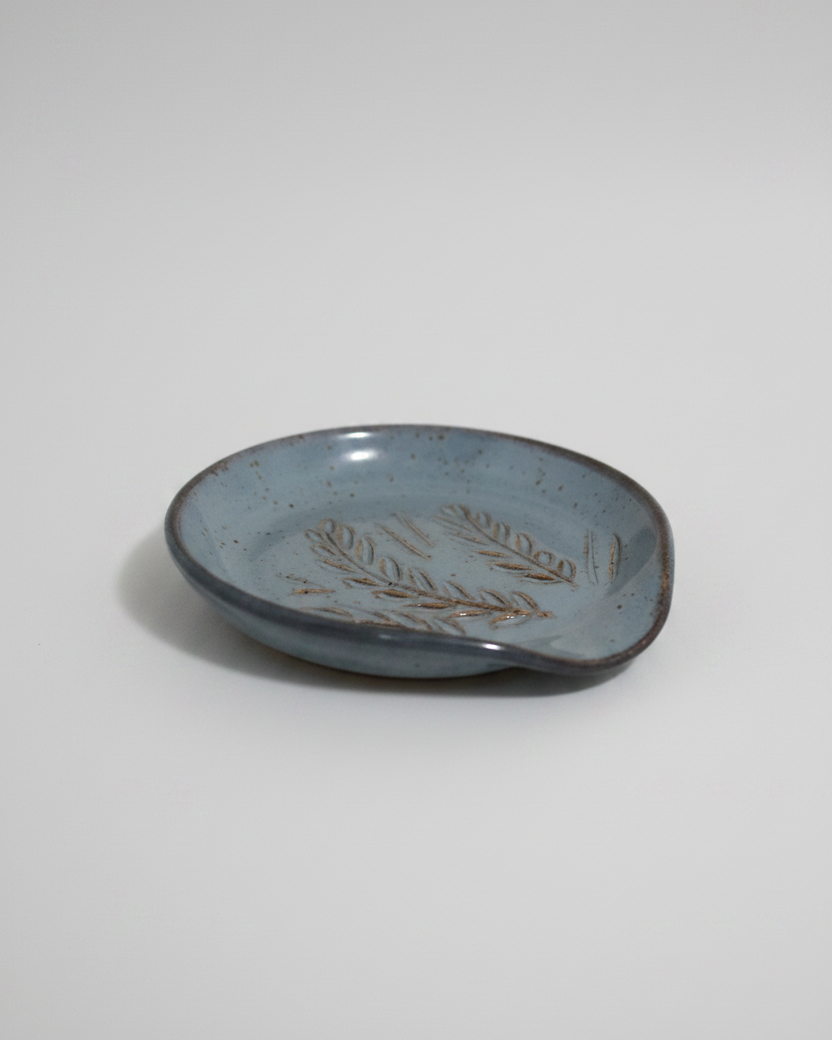 Wheat Design Spoon Rest Crystal Blue