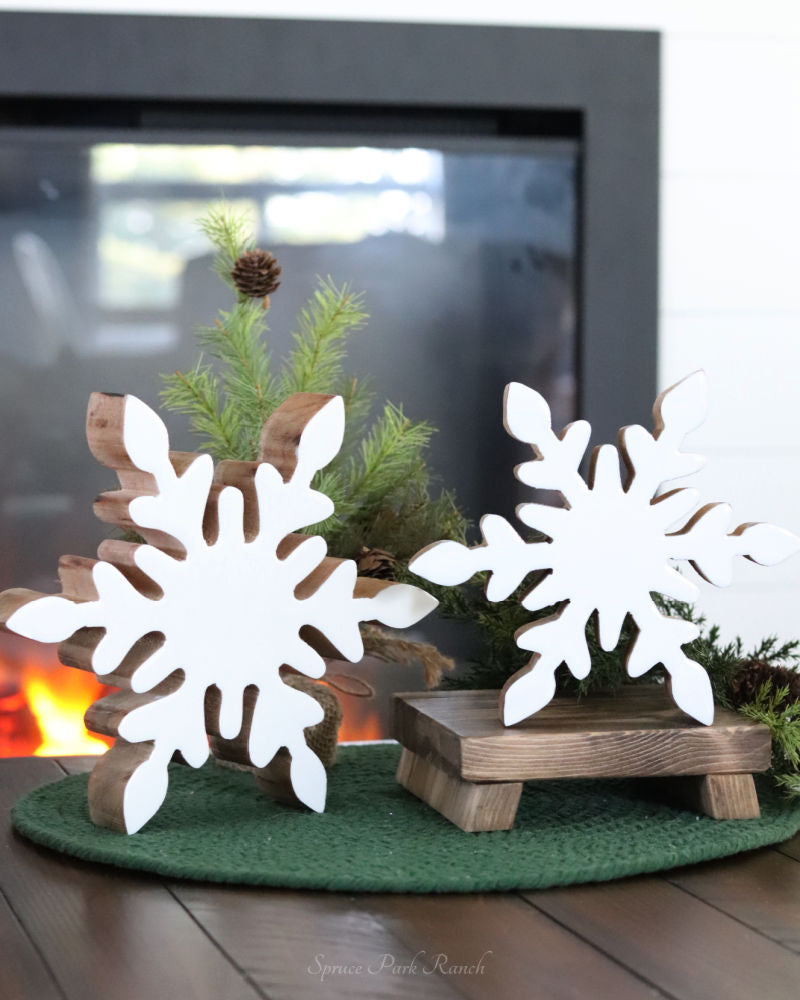 White Enamel Mango Wood Snowflake