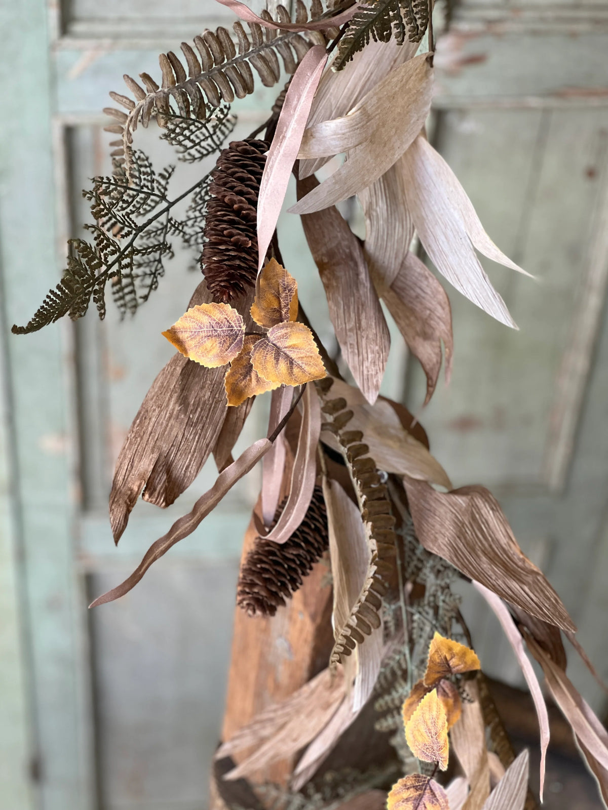 Quitman Husk Greenery Collection