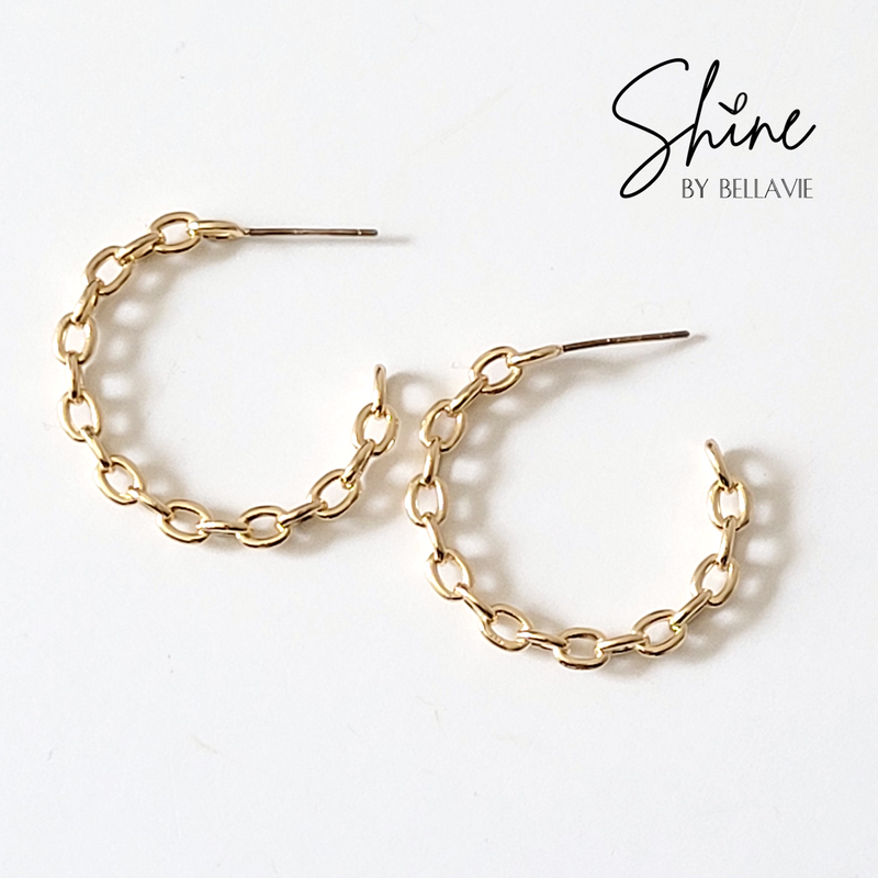 Ari Hoop Earrings
