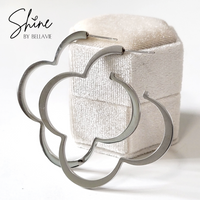 BELLAVIE Signature Quatrefoil Hoop Earrings