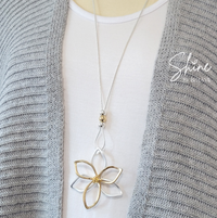 Bloom Flower Necklace