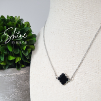 Nera Pendant Necklace