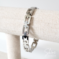 Piazza Hinged Bangle