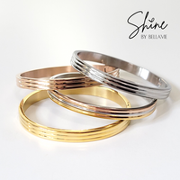 Strada Ribbed Hinged Bangle