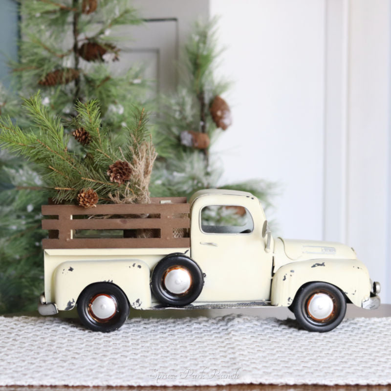 Metal Truck Fenced Bed Planter Cream