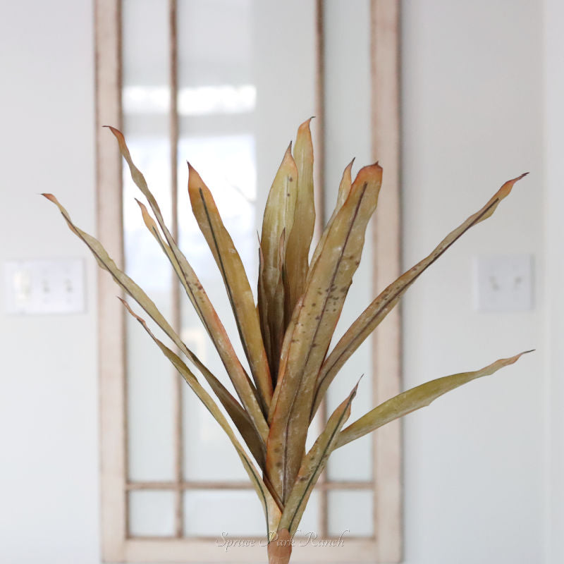 Light Yellow Pineapple Leaves Stem 38"
